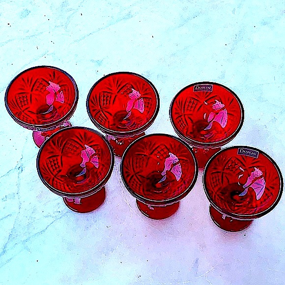 GODINGER TASTERS DUBLIN RED CRYSTAL SET (6) WITH STAINLESS STEEL SPOONS - Picture 4 of 8